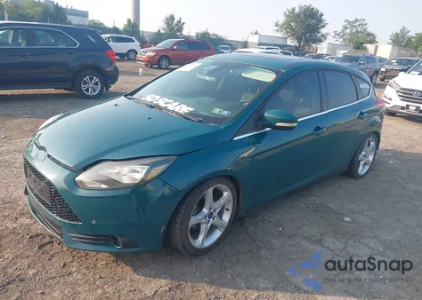 2012 Ford Focus Titanium из США, поврежденный, VIN 1FAHP3N21CL297282